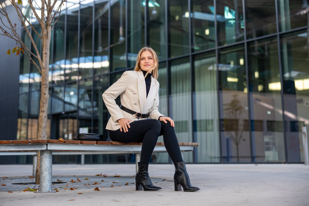 DLACZEGO MUSISZ MIEĆ CZARNE LEGGINSY W SWOJEJ GARDEROBIE